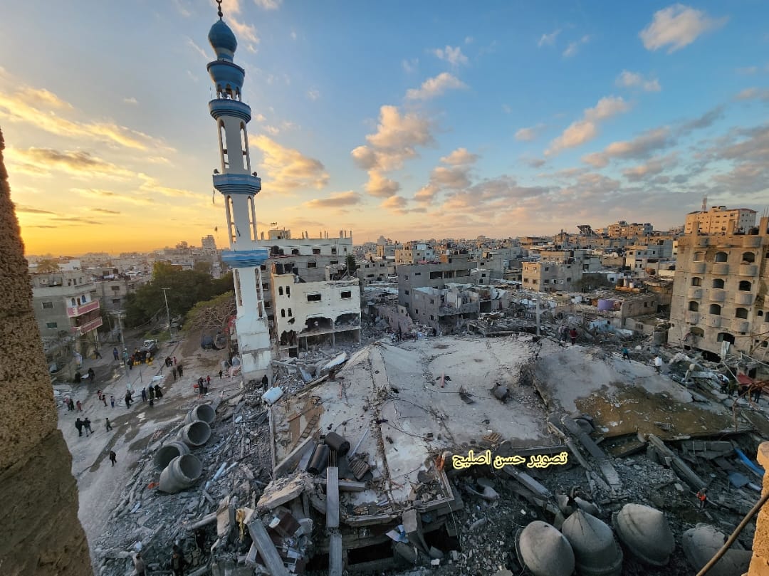 الاحتلال الصهيوني يقصف مسجد الفاروق في غزة